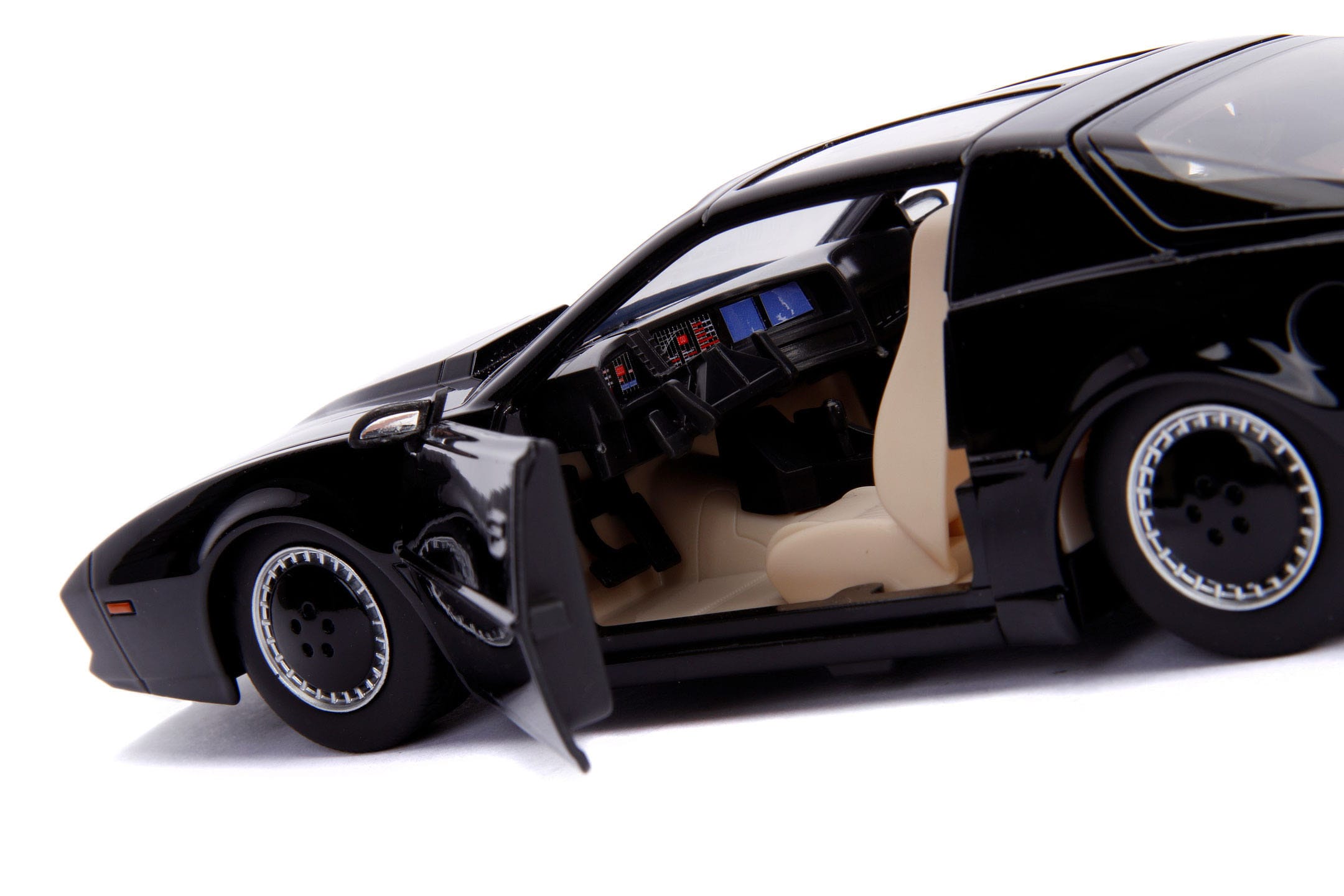 Otra imagen de El coche Fantástico - Pontiac a escala 1/24 con luz